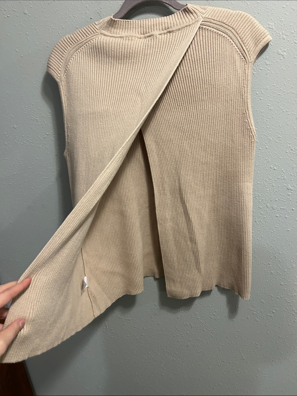 Haven Well WIthin Organic Cotton Knit Sleeveless Sweater Top Beige - Picture 5 of 6